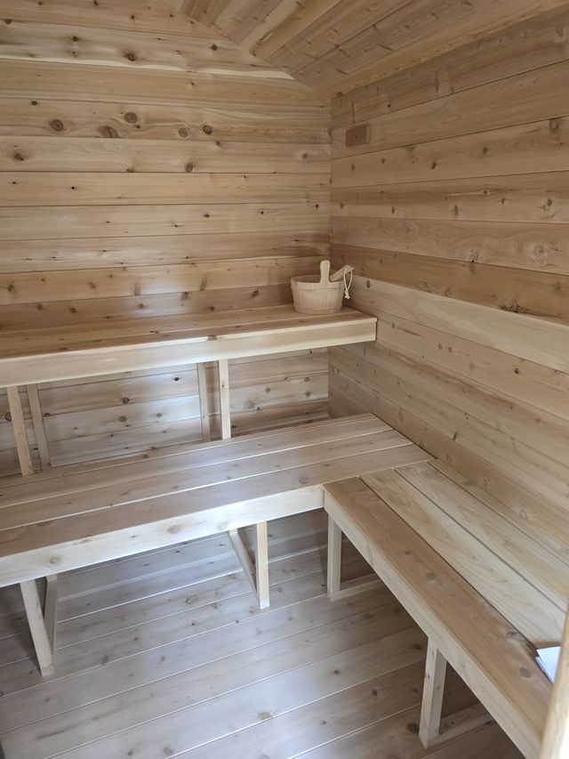 CT Georgian Cabin Sauna with Changeroom