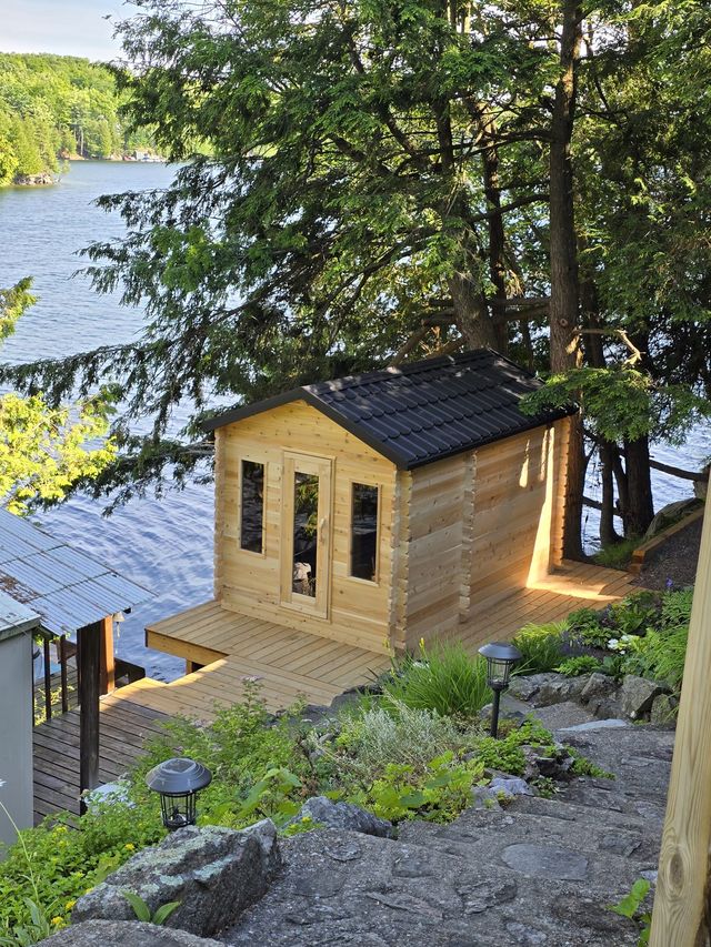 CT Georgian Cabin Sauna with Changeroom
