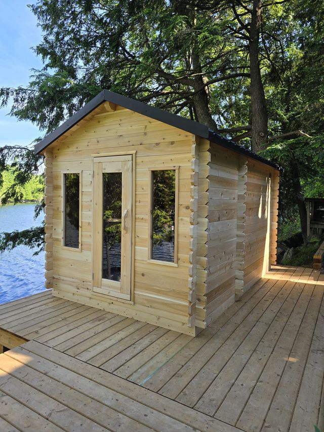 CT Georgian Cabin Sauna with Changeroom